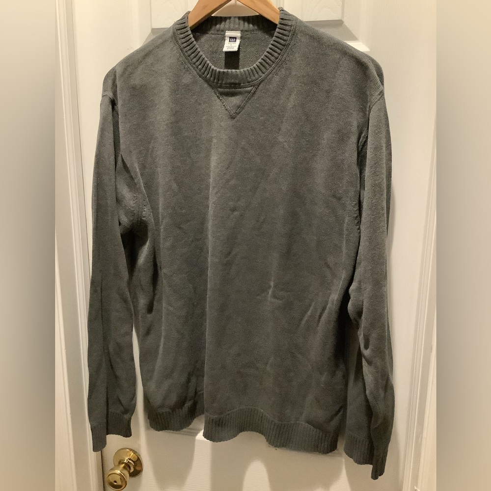 GAP Men Sweater Size Large Crewneck Grey 100% Cotton